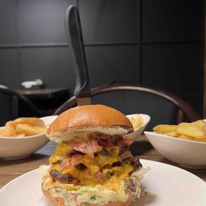 Бургер Ранч «Quatro Beef Cheese»
